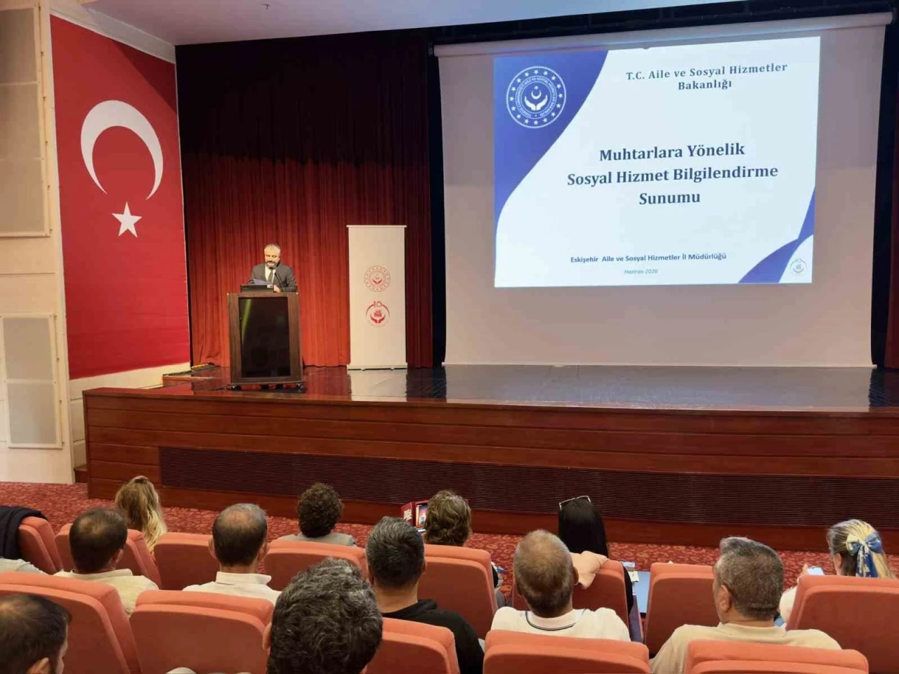 Muhtarlar, kadına y&ouml;nelik şiddetle ilgili bilgilendirildi
