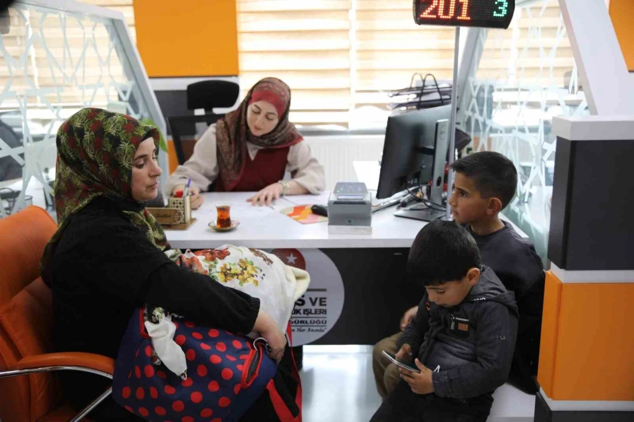 Muradiye’de &quot;İlk Kimliğim, İlk Kitabım&quot; projesi
