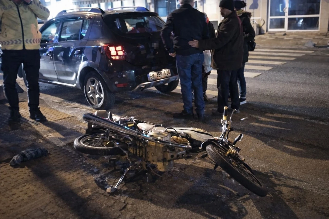 Muratlı&rsquo;da motosiklet kazası: 1 yaralı
