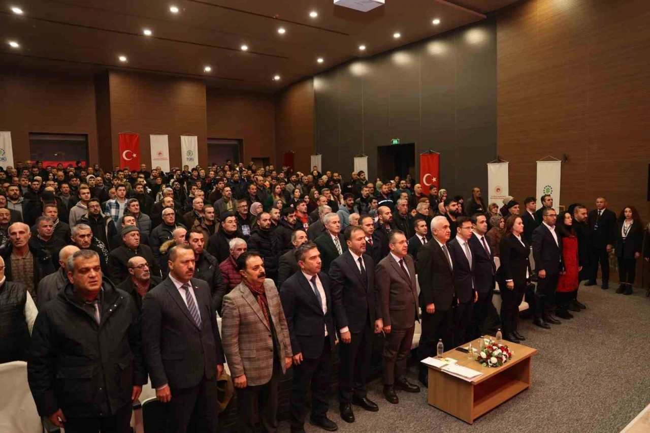 Muş&rsquo;ta 2 bin 142 konutun hak sahipleri kura ile belirlendi
