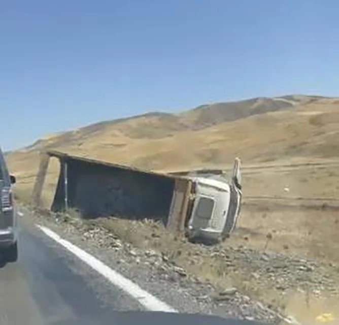 Muş’ta meydana gelen trafik kazasında 1 kişi yaralandı
