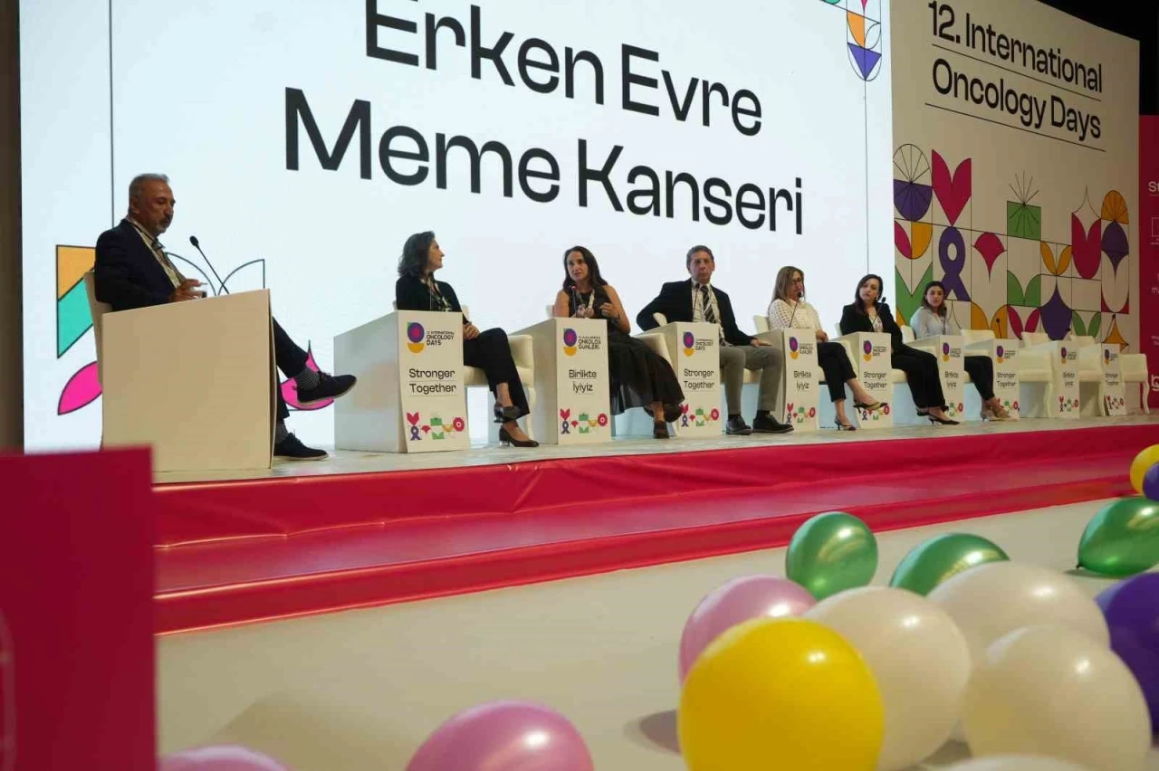 Muş’ta &quot;12. Uluslararası Onkoloji Günleri&quot; etkinliği devam ediyor
