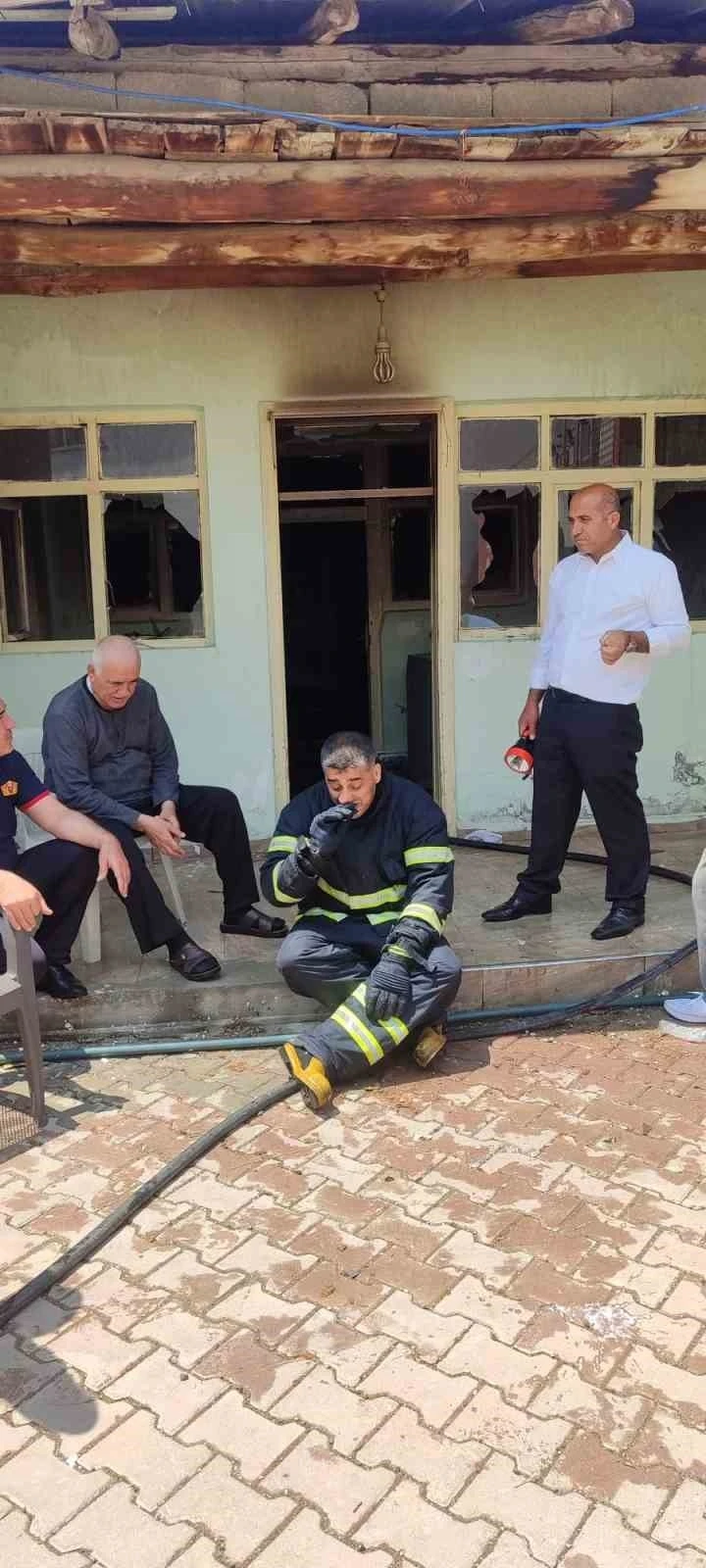 Muş’ta tek katlı evde yangın çıktı
