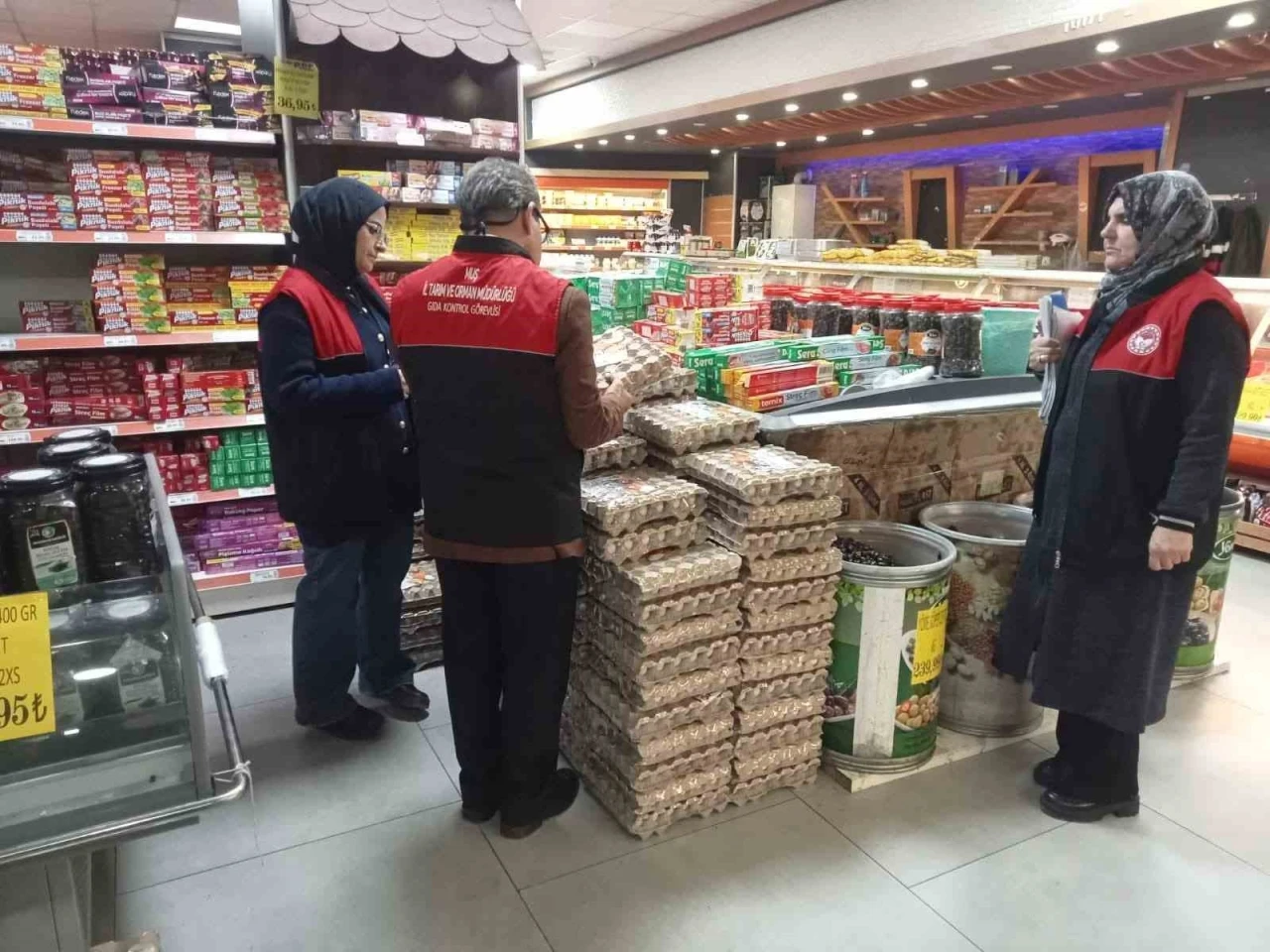 Muş&rsquo;ta yeni yıl &ouml;ncesi gıda denetimleri artırıldı
