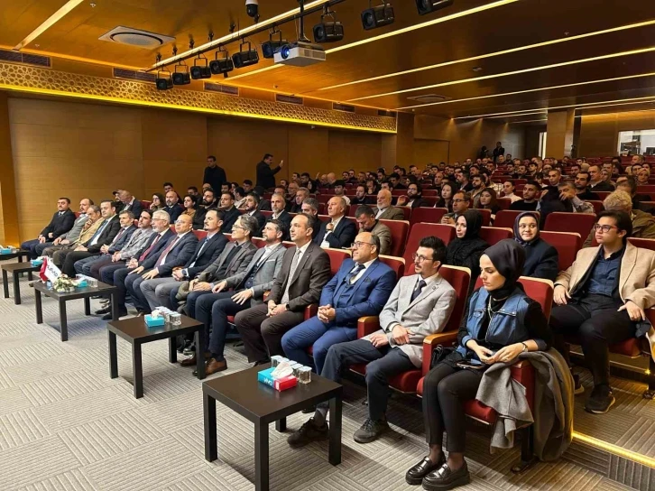 MÜSİAD İzmir’de ‘yapay zeka ve dijital dönüşüm’ konuşuldu