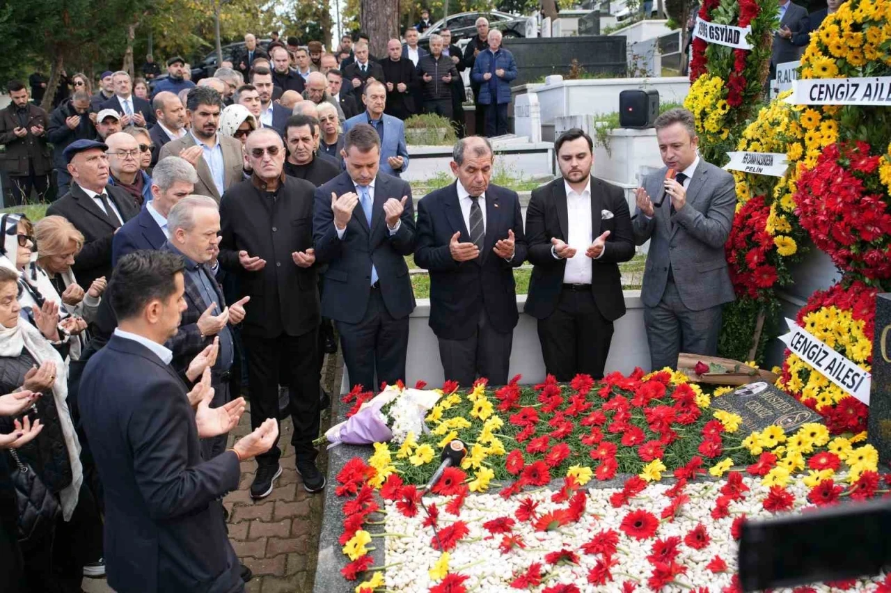 Mustafa Cengiz kabri başında anıldı
