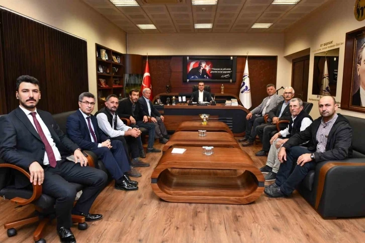 Mustafakemalpaşa&rsquo;da 15 s&uuml;t toplama merkezi kurulacak
