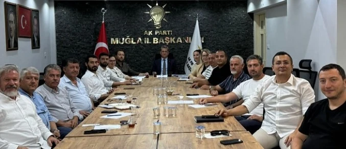AK PARTİ MUĞLA İL BAŞKANLIĞI'NDA İLÇE BAŞKANLARI TOPLANTISI GERÇEKLEŞTİRİLDİ