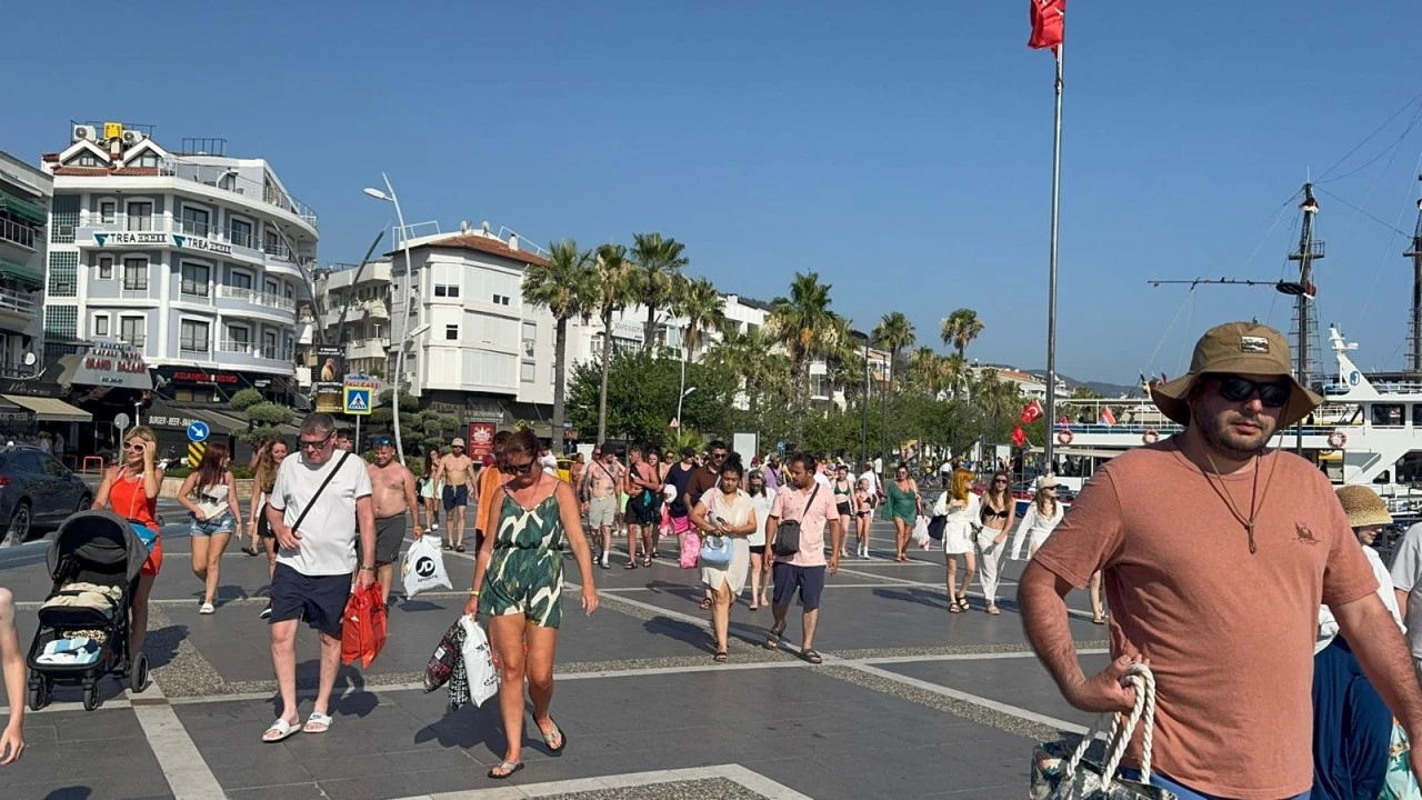 MARMARİS'TE TEKNE KEYFİ YAZIN VAZGEÇİLMEZLERİ ARASINDA