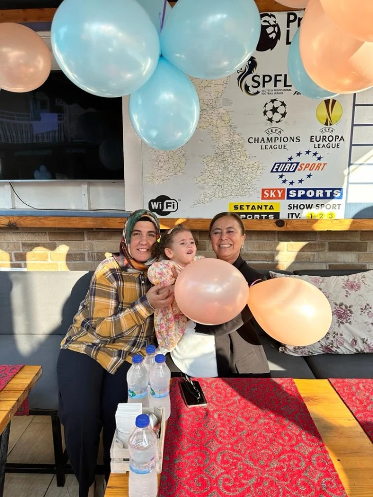 TEK DİLEK: ZEHRA SAĞLIĞINA KAVUŞSUN