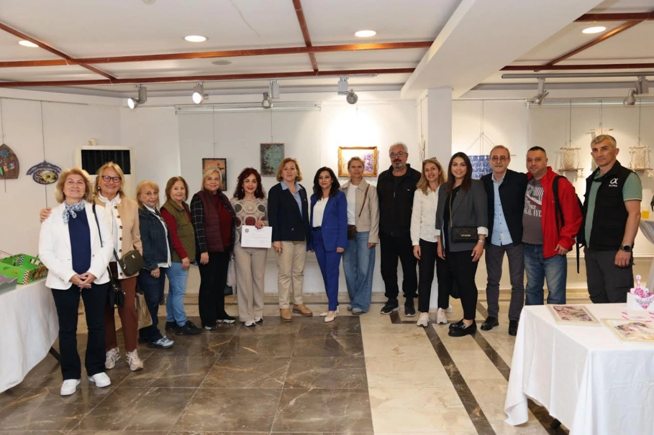 EL EMEĞİ ESERLER G&Ouml;R&Uuml;C&Uuml;YE &Ccedil;IKTI