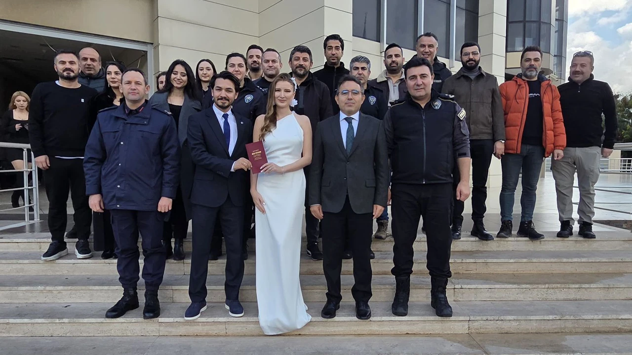 MARMARİS'TE 2025İN SON NİKAHI KOMİSERİN OLDU