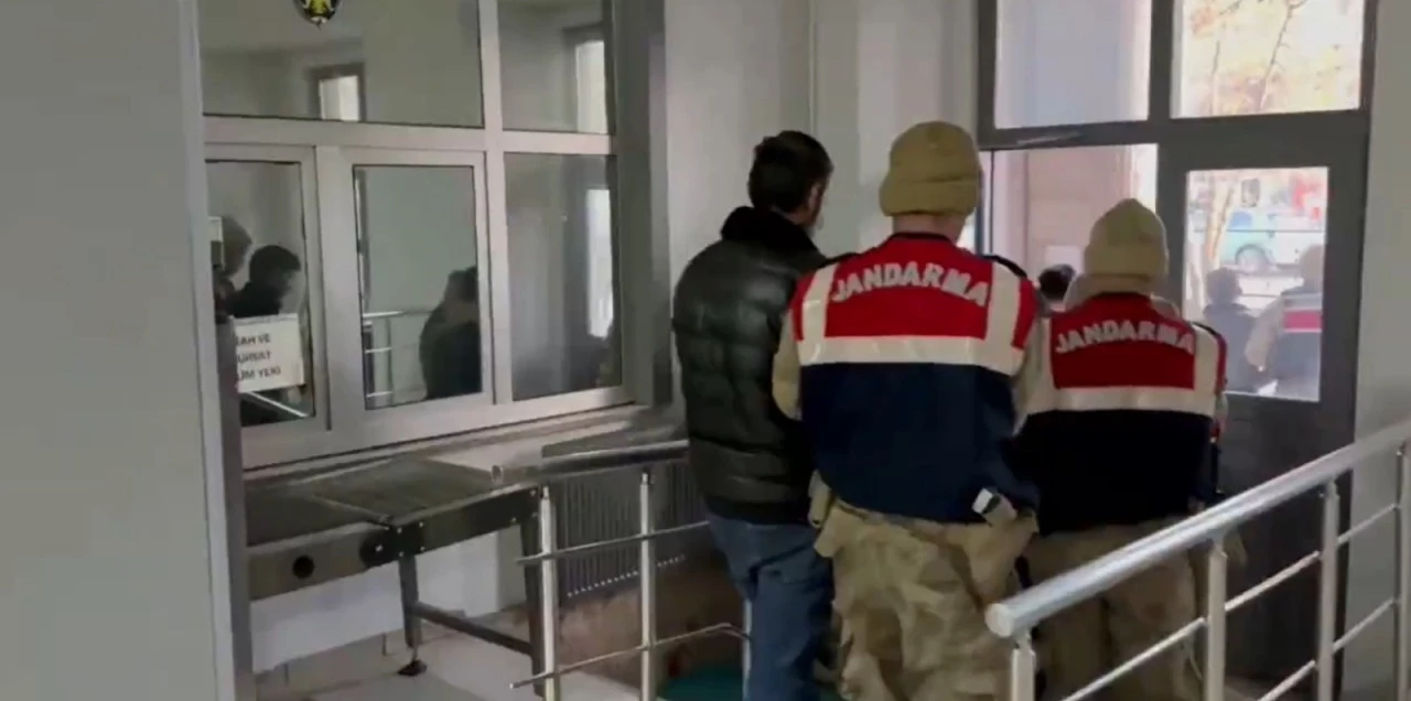İÇİŞLERİ BAKANLIĞI' NDAN GÖÇMEN DENETİMİ
