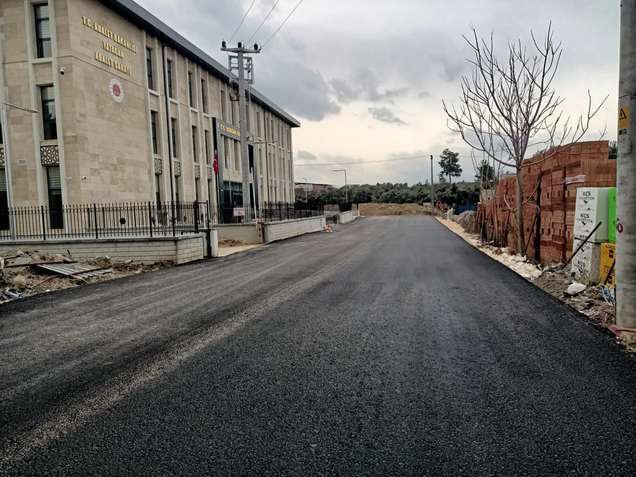 YATAĞAN&rsquo;DA ADALET SARAYI YOLUNA 2,8 MİLYON TL&rsquo;LİK YATIRIM