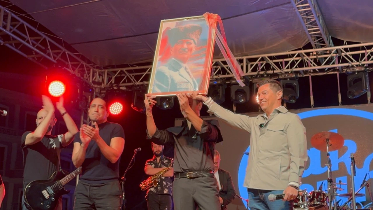 29 Ekim etkinlikleri kapsamında Marmaris’te bir dizi etkinlik gerçekleşti