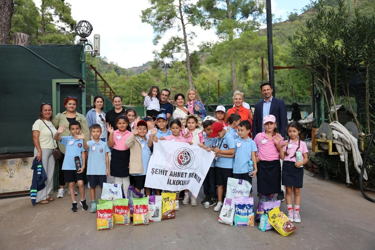 ÖĞRENCİLERDEN ANLAMLI ZİYARET