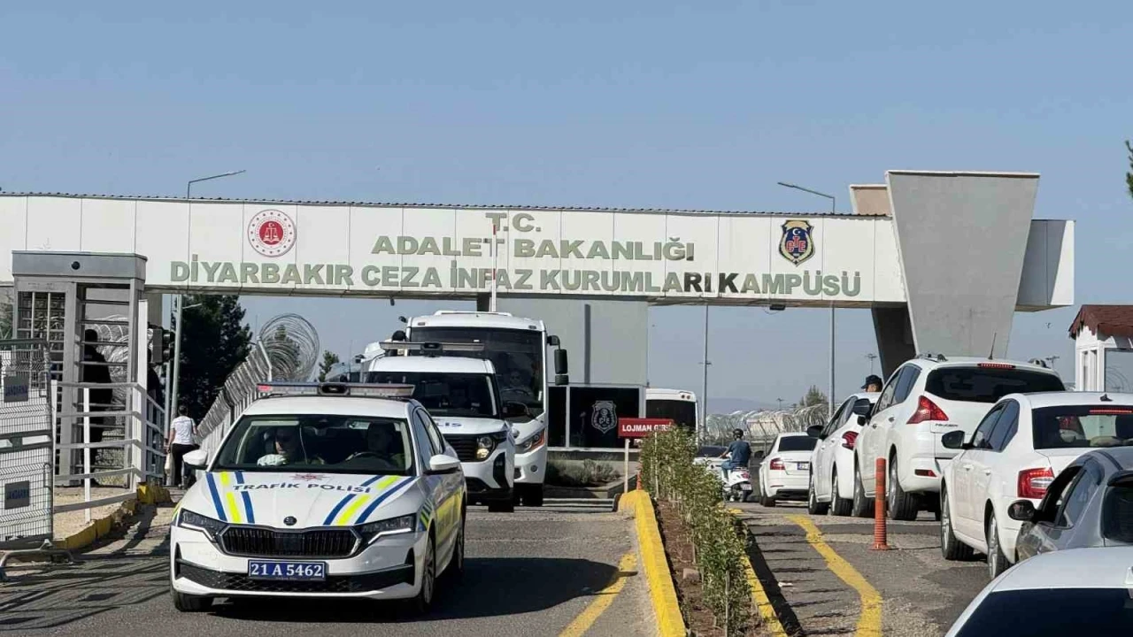 Narin Güran cinayetine ilişkin 15 sanık, dördüncü kez hakim karşısına çıkmak üzere adliyeye getirildi
