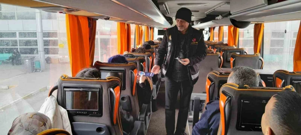 Narkotik ekipleri &ouml;nleyici bilgilendirme &ccedil;alışması yaptı
