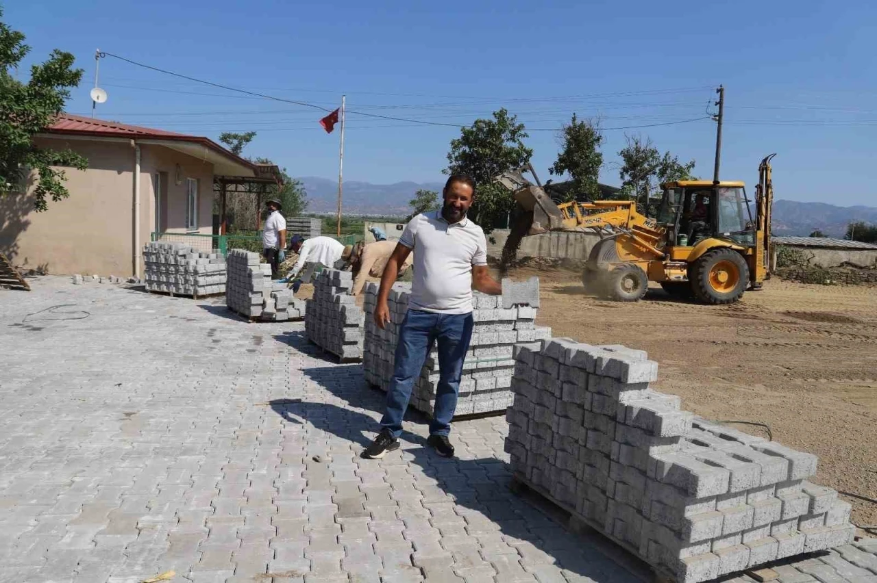 Nazilli Belediyesi kırsalda yatırımlarını s&uuml;rd&uuml;r&uuml;yor
