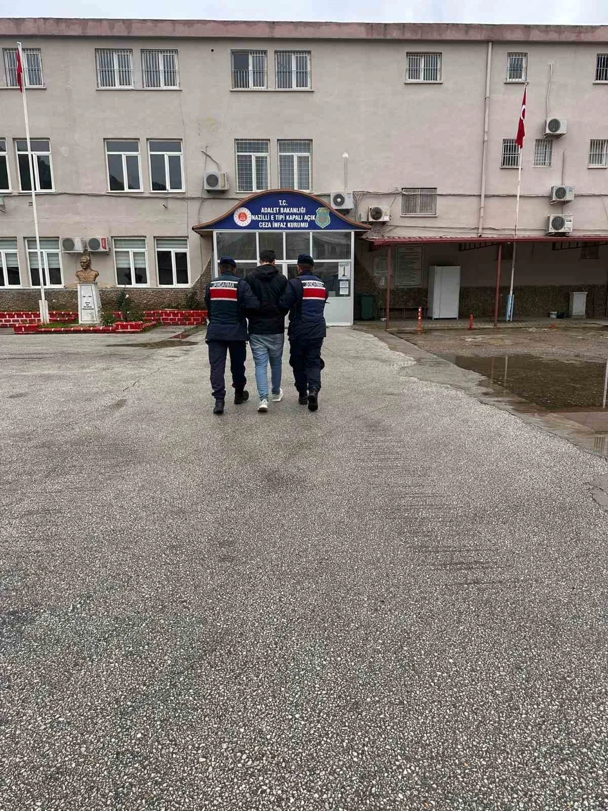 Nazilli&rsquo;de 14 yıl 6 ay hapis cezası bulunan h&uuml;k&uuml;ml&uuml; yakalandı
