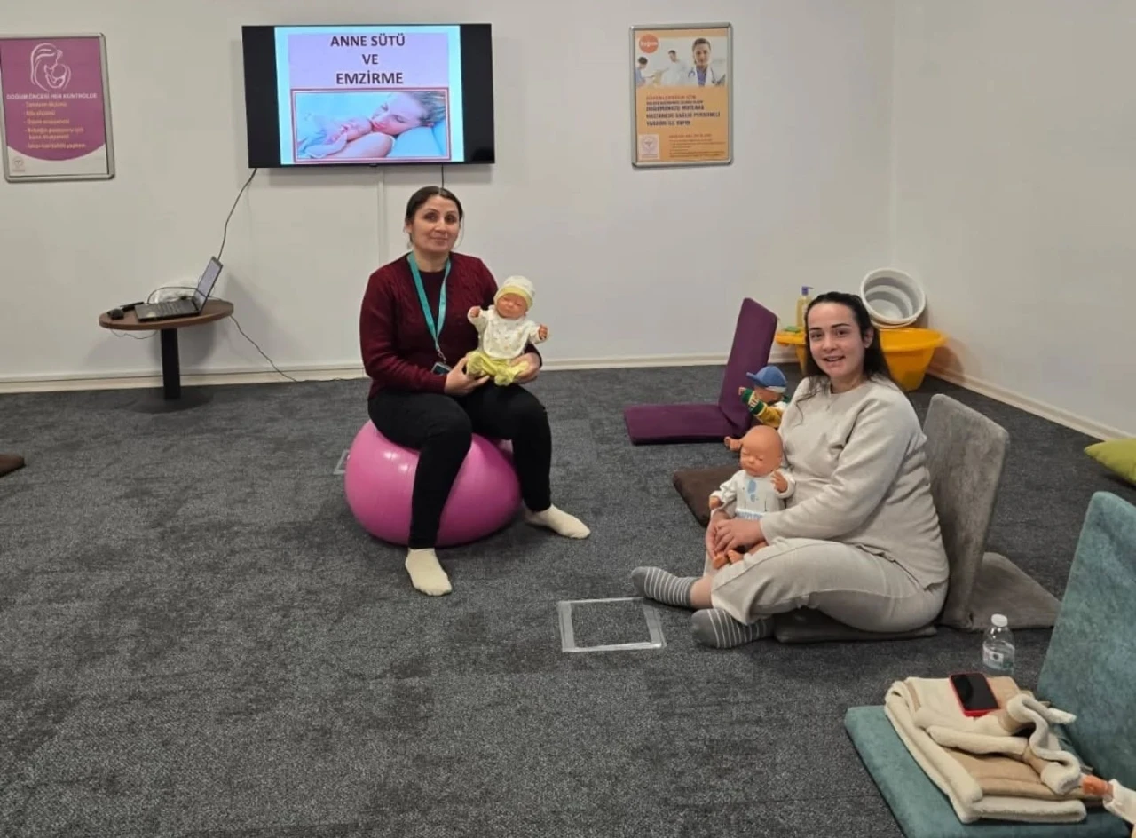 Nazilli&rsquo;de gebe okulunda eğitimler s&uuml;r&uuml;yor
