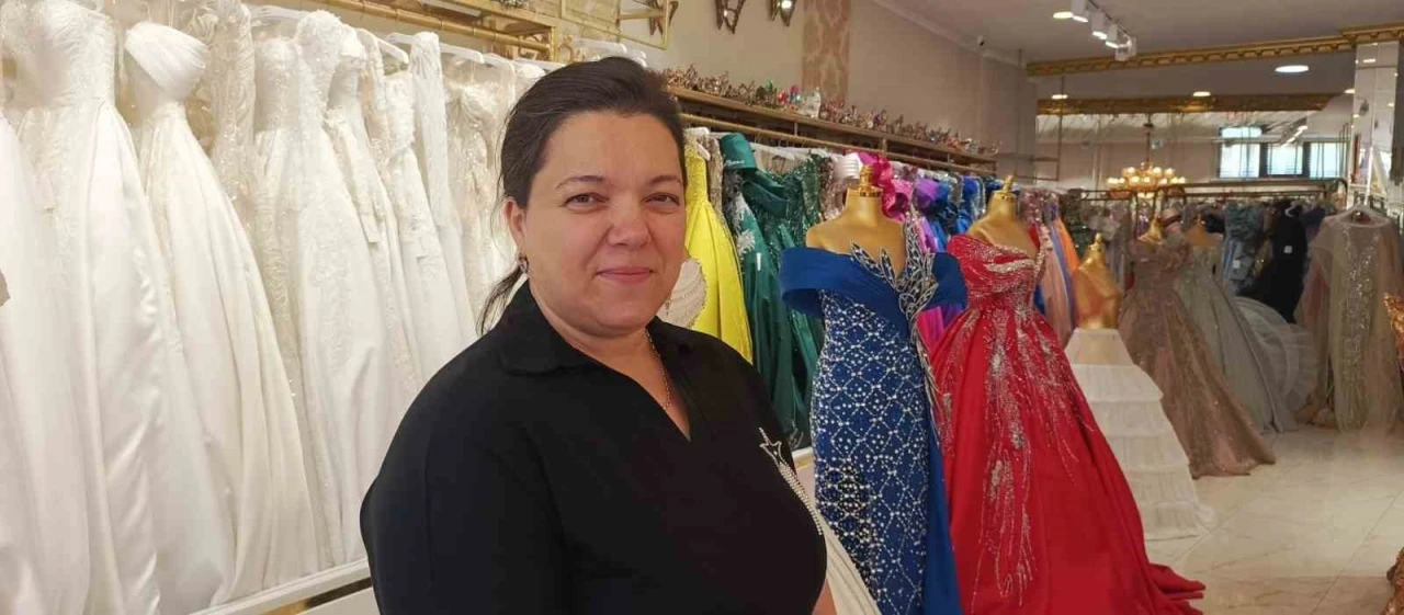 Ne arsa ne borsa, kullandığınız gelinlik ve abiyeleri kiraya verin...
