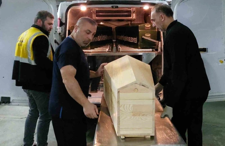 Nefes borusuna nar tanesi ka&ccedil;an 17 aylık bebek hayatını kaybetti
