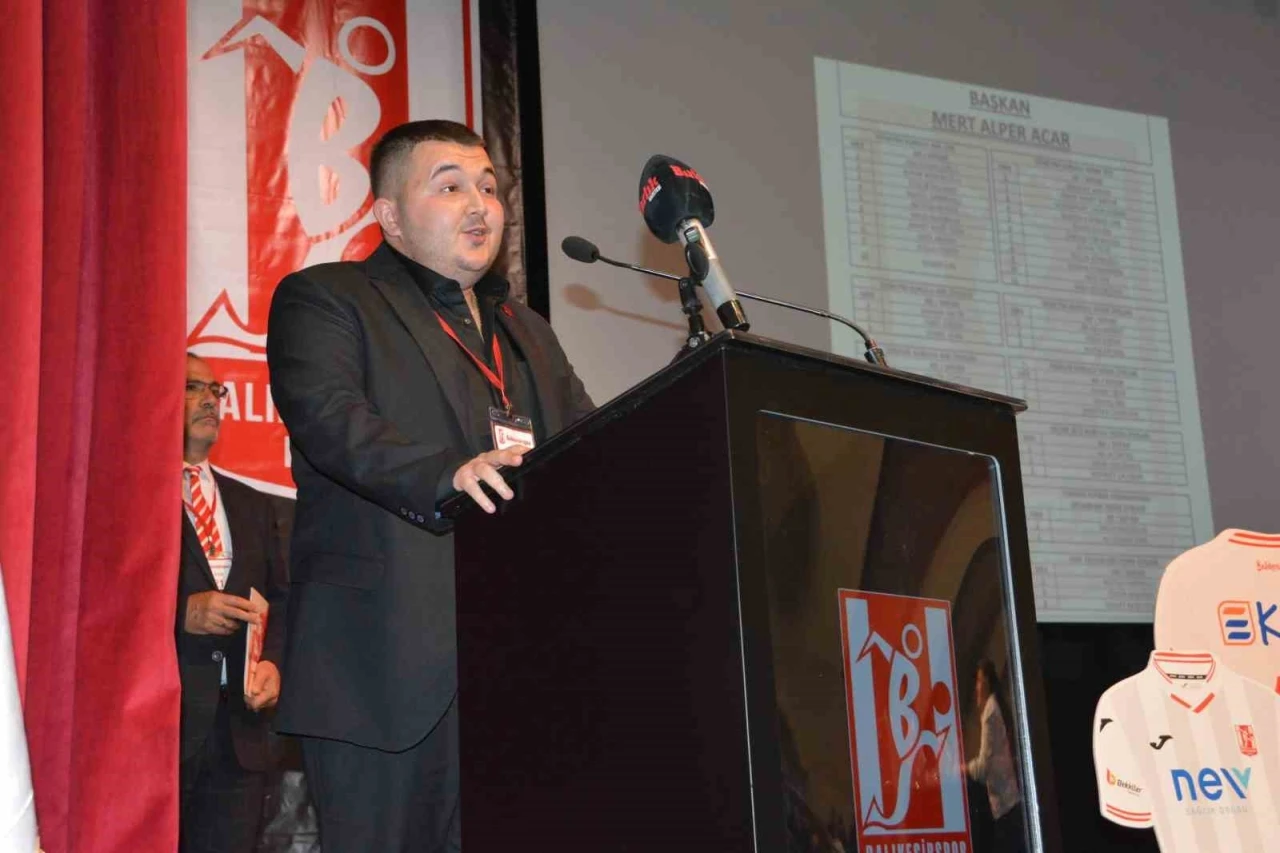 Nev Sağlık Grubu Balıkesirspor Kul&uuml;b&uuml; Başkanı Mert Acar: "Hatır g&ouml;n&uuml;lle oyuncu almaya niyetimiz yok"
