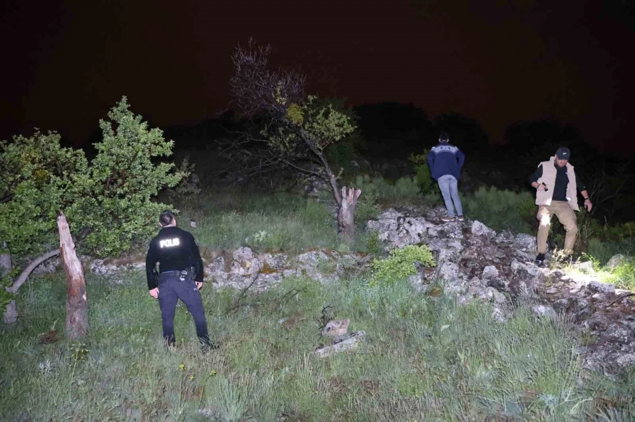 Nevşehir&rsquo;de 1230 rakımlı tepede mahsur kalan kadın kurtarıldı
