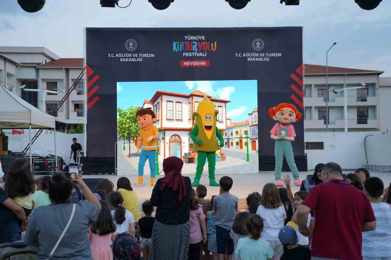 Nevşehir Kültür Yolu Festivali coşkuyla devam ediyor

