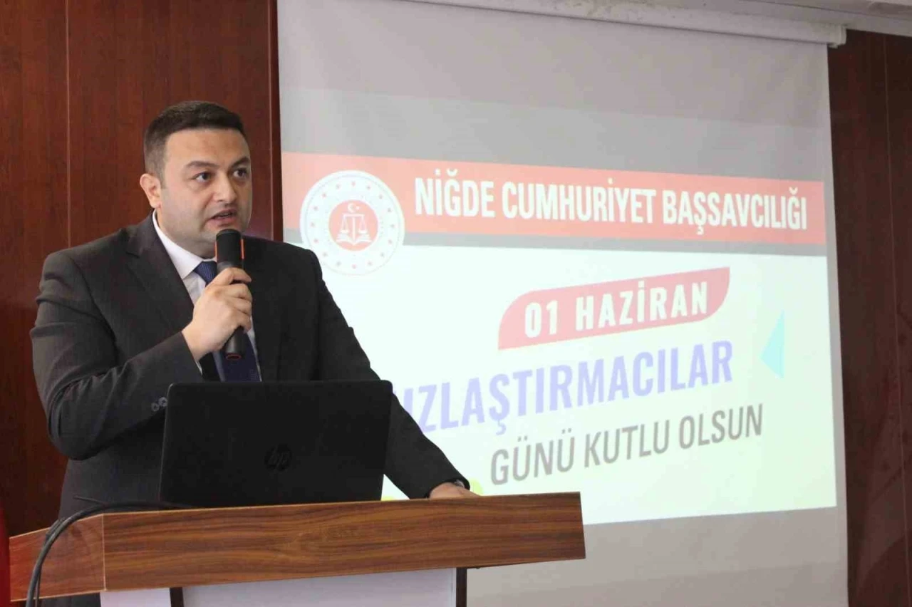 Niğde Adliyesi&rsquo;nde Uzlaştırmacılar G&uuml;n&uuml; kutlandı
