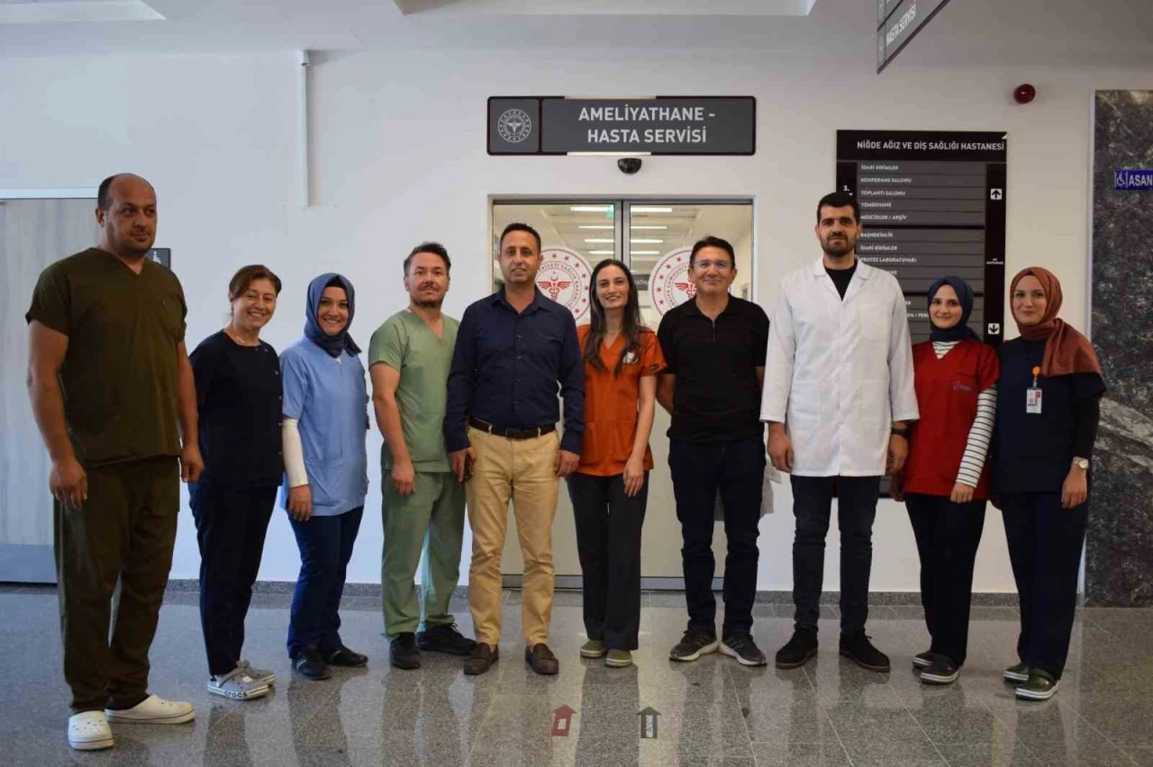 Niğde Ağız ve Diş Sağlığı Hastanesi&rsquo;nde ilk ameliyat başarıyla ger&ccedil;ekleştirildi
