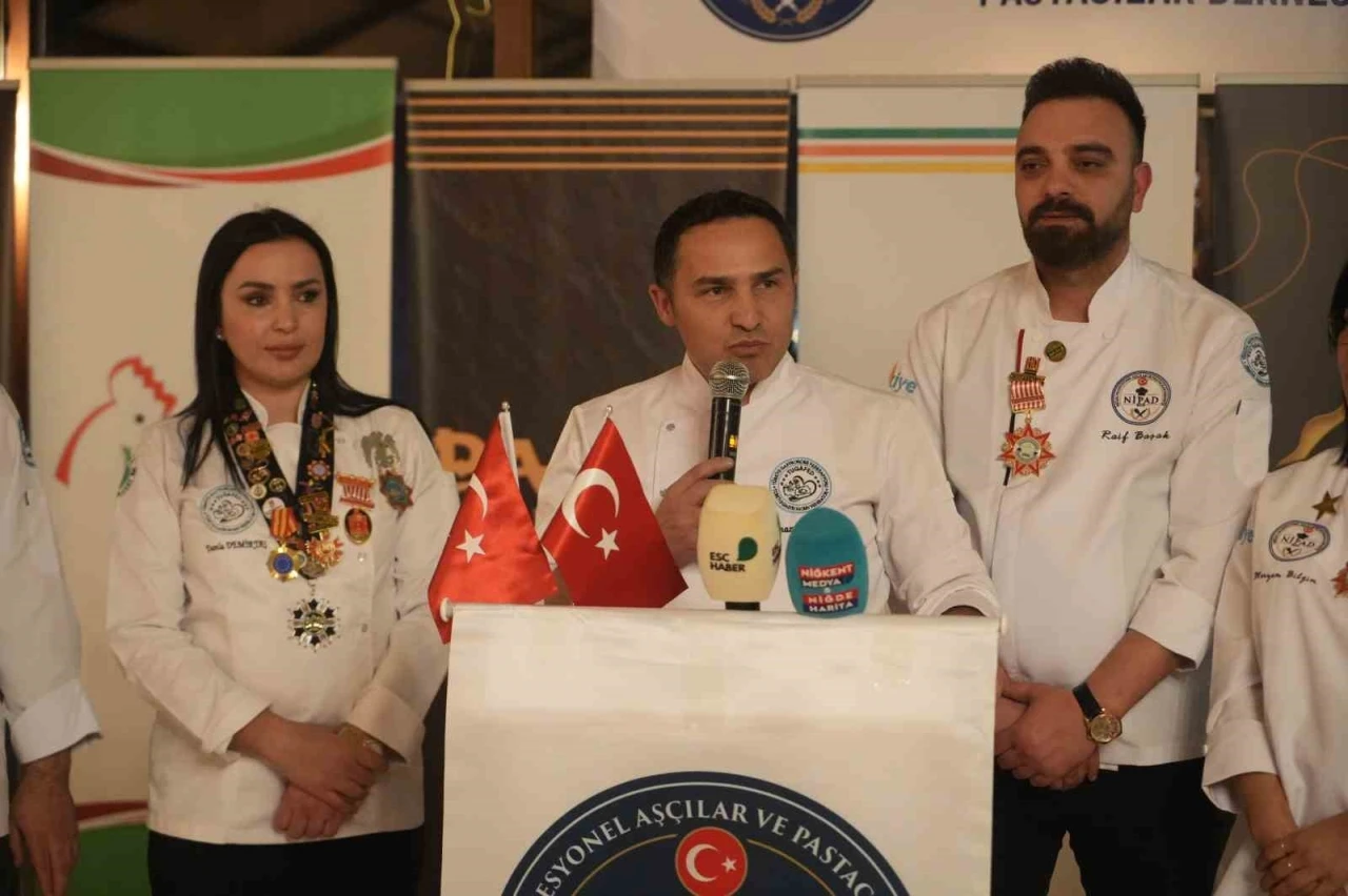 Niğde&rsquo;de aş&ccedil;ılar ve pastacılar tek &ccedil;atı altında buluştu
