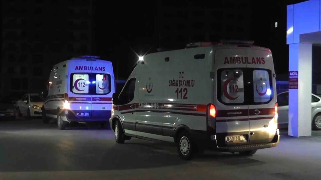 Niğde&rsquo;de iki grup arasında silahlı kavga: 2 yaralı
