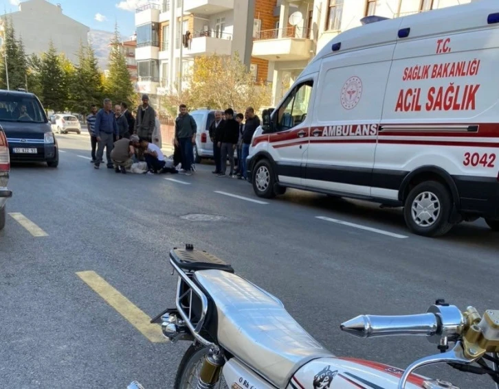 Niğde&rsquo;de otomobil ile motosiklet &ccedil;arpıştı: 1 &ccedil;ocuk hayatını kaybetti
