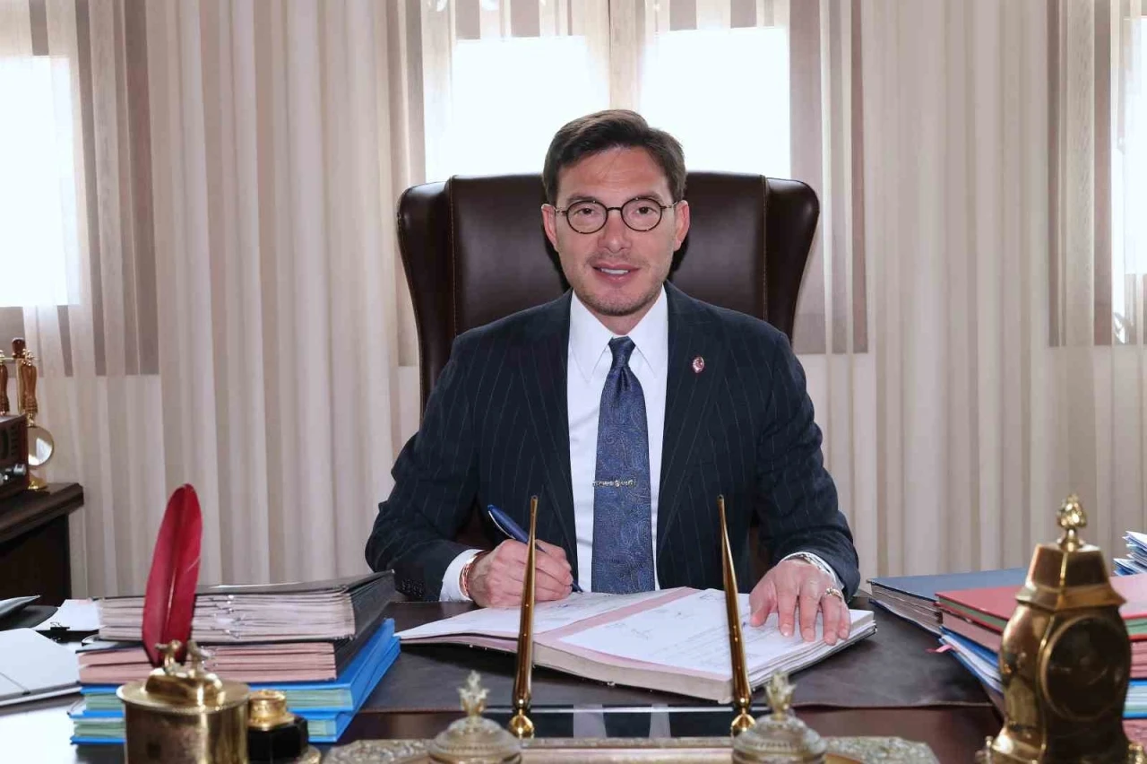 Niksar&rsquo;daki tarihi alanlar Tokat Belediyesinin desteğiyle temizlendi
