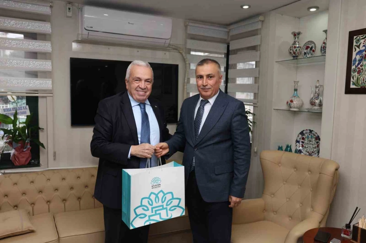 Nil&uuml;fer Belediye Başkanı &Ouml;zdemir&rsquo;den Bursa İl Milli Eğitim M&uuml;d&uuml;r&uuml; &Ccedil;okgezer&rsquo;e ziyaret
