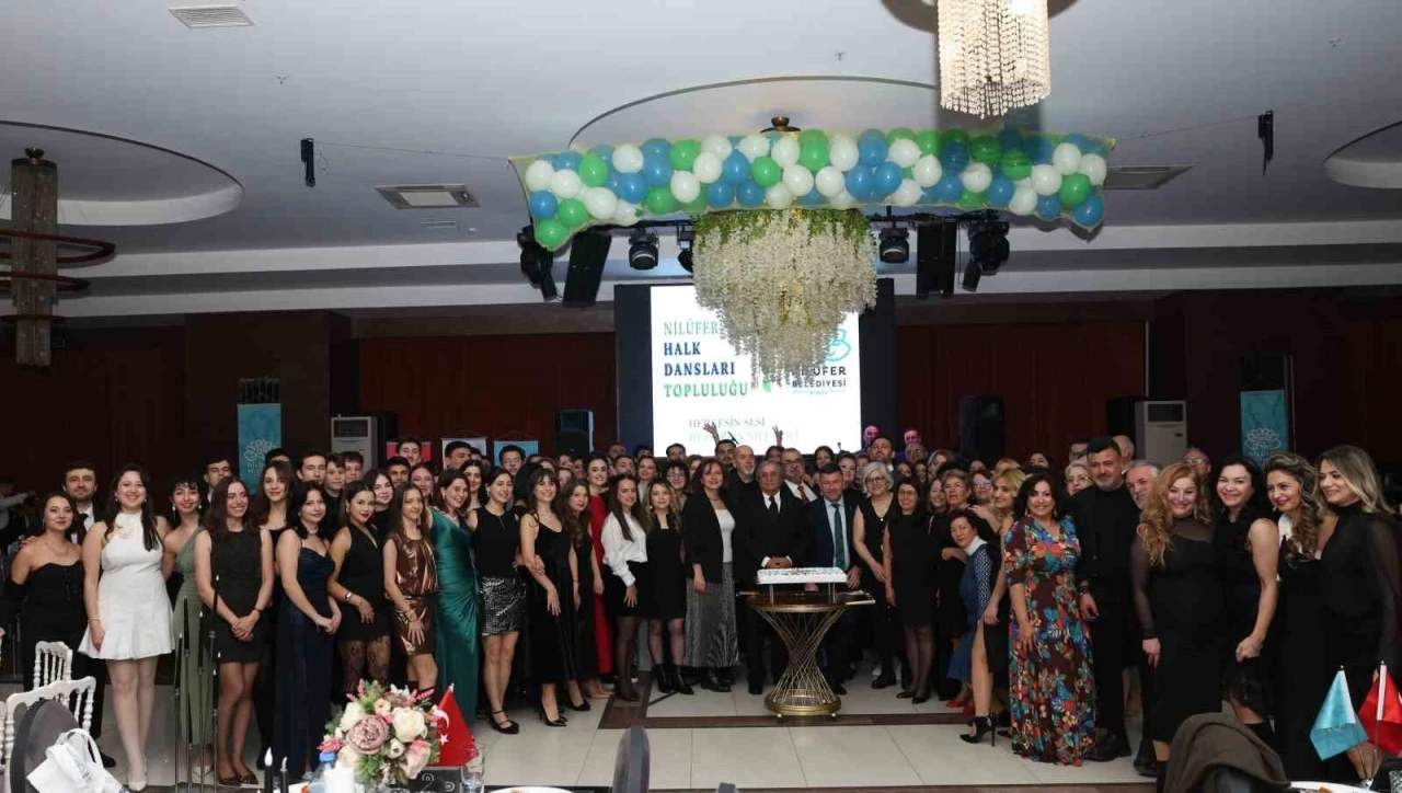 Nil&uuml;fer Halk Dansları Topluluğu&rsquo;ndan 25&rsquo;inci yıla &ouml;zel kutlama

