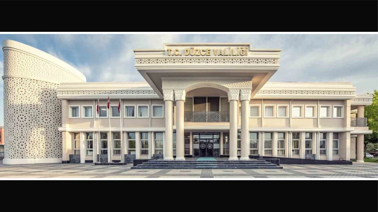 N&uuml;fus M&uuml;d&uuml;rl&uuml;ğ&uuml; hafta sonu mesai yapacak
