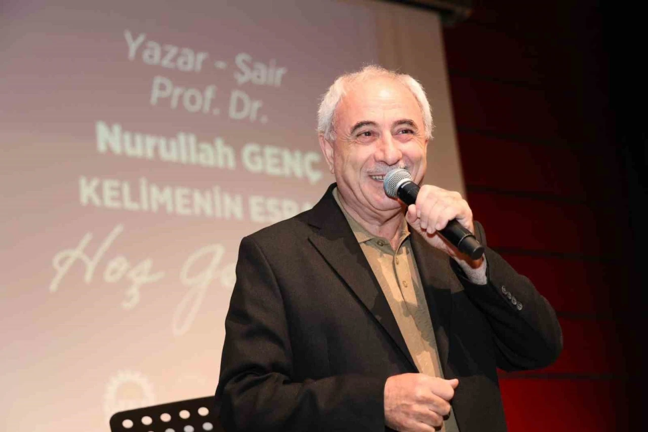 Nurullah Genç: &quot;Sanatı ve tarihimizi öğreneceğiz ki bu ülke güzelleşsin&quot;
