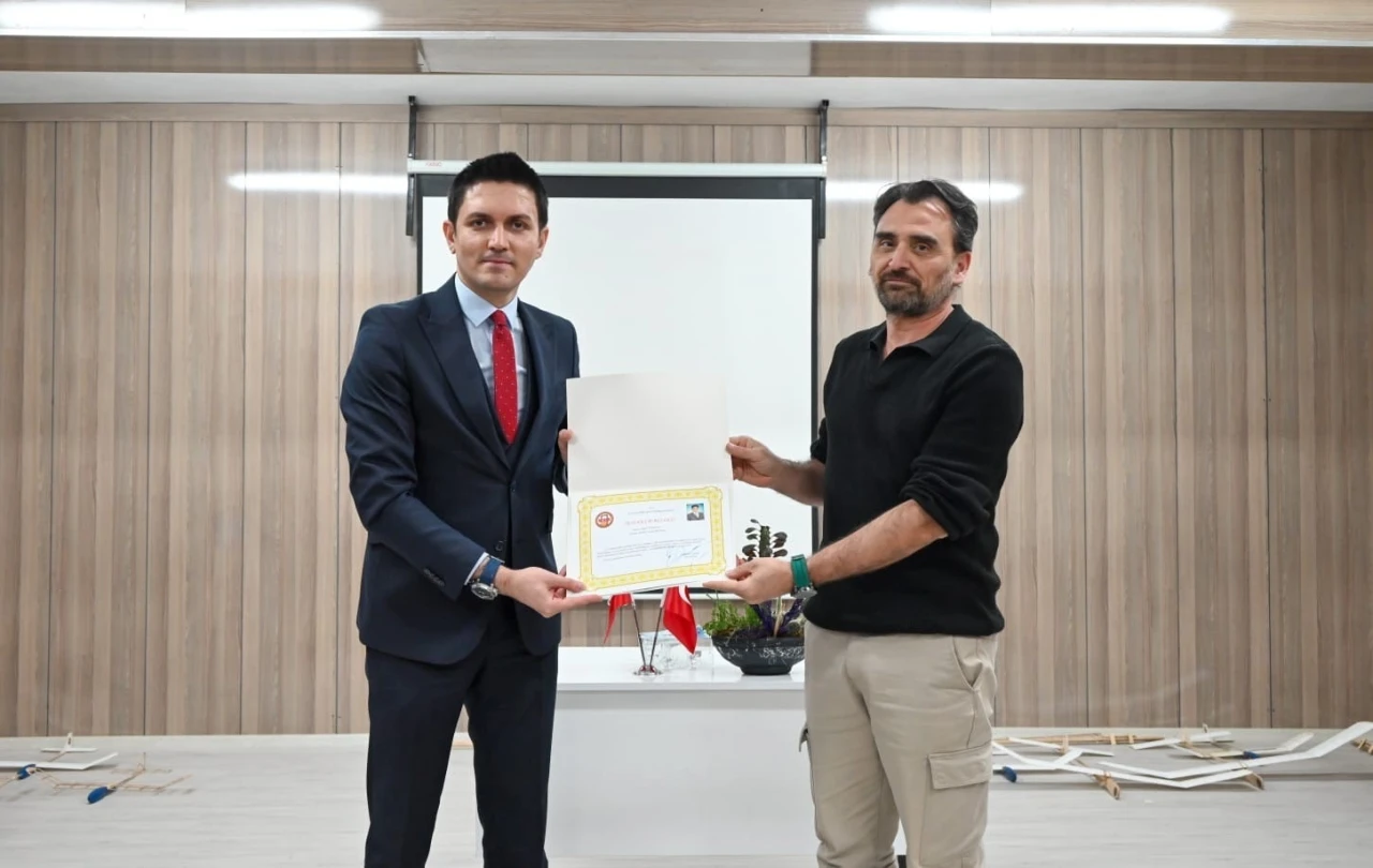 Nusaybin&rsquo;de "model u&ccedil;ak rehber &ouml;ğretmen tekam&uuml;l kursu" d&uuml;zenlendi
