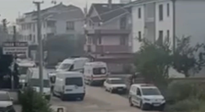 Ocakta unutulan çaydanlık yandı: 2 kişi hastanelik oldu
