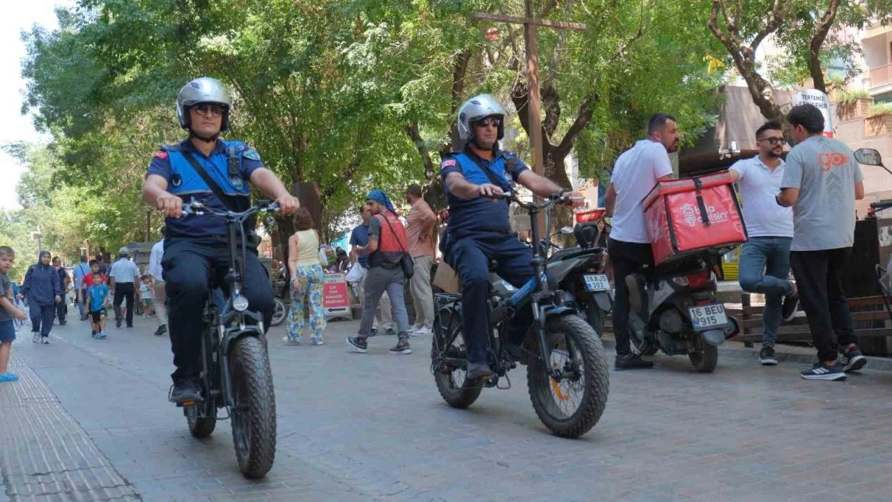 Odunpazarı Belediyesi zabıta ekiplerine 7 elektrikli bisiklet
