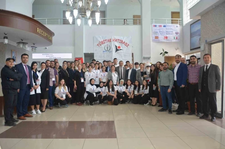 &Ouml;ğrenciler geleceğin projelerini sergiledi
