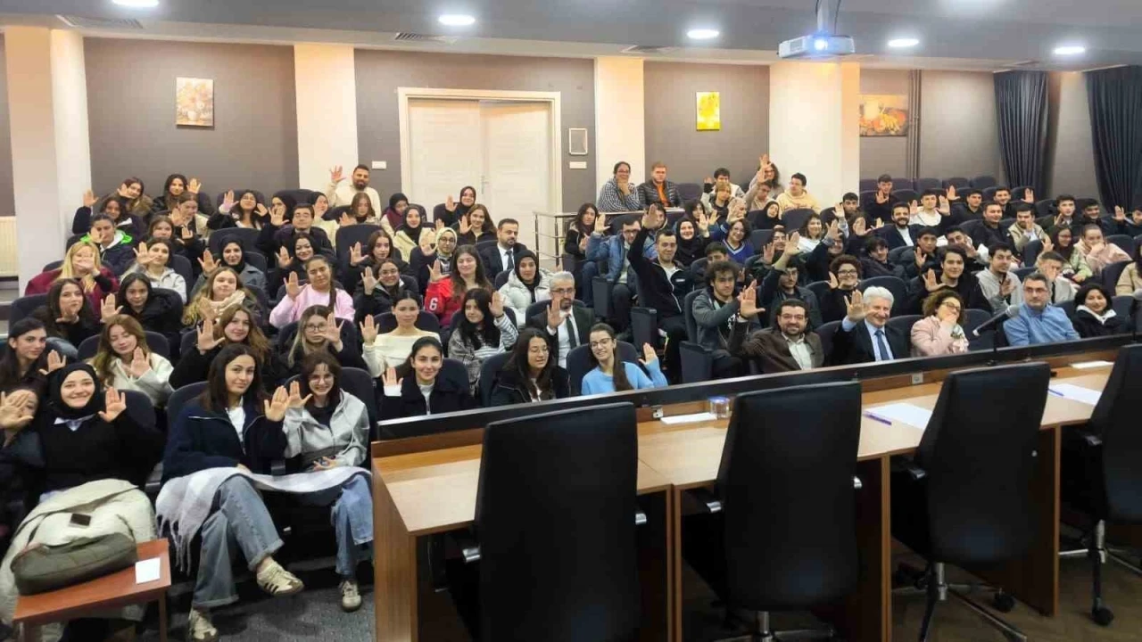 &Ouml;ğrencilere sorumluluk ve toplumsal duyarlılık eğitimi verildi
