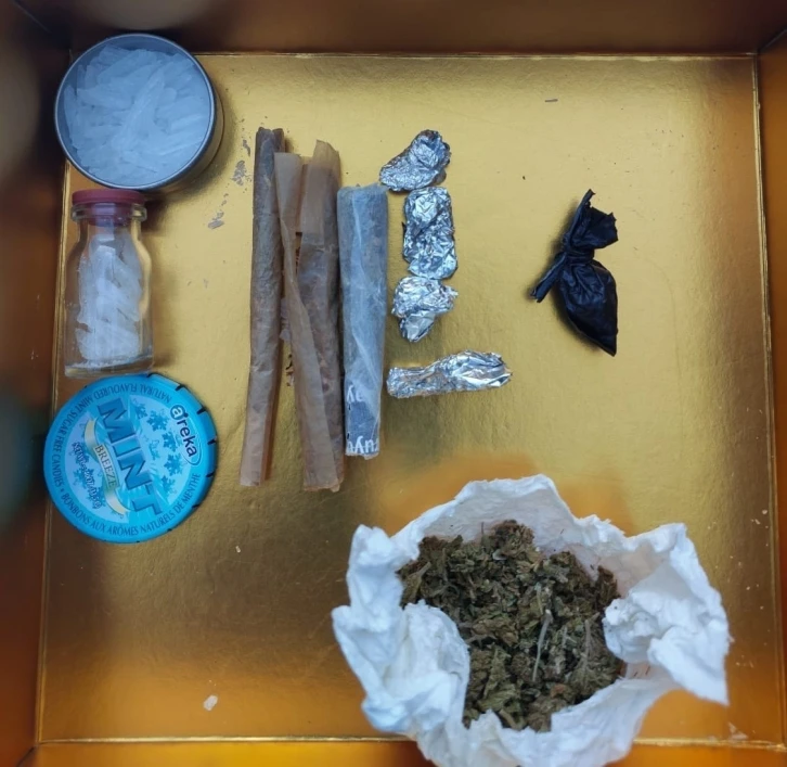 Okul ve iş yerlerinden hırsızlık yapan ş&uuml;pheli tutuklandı
