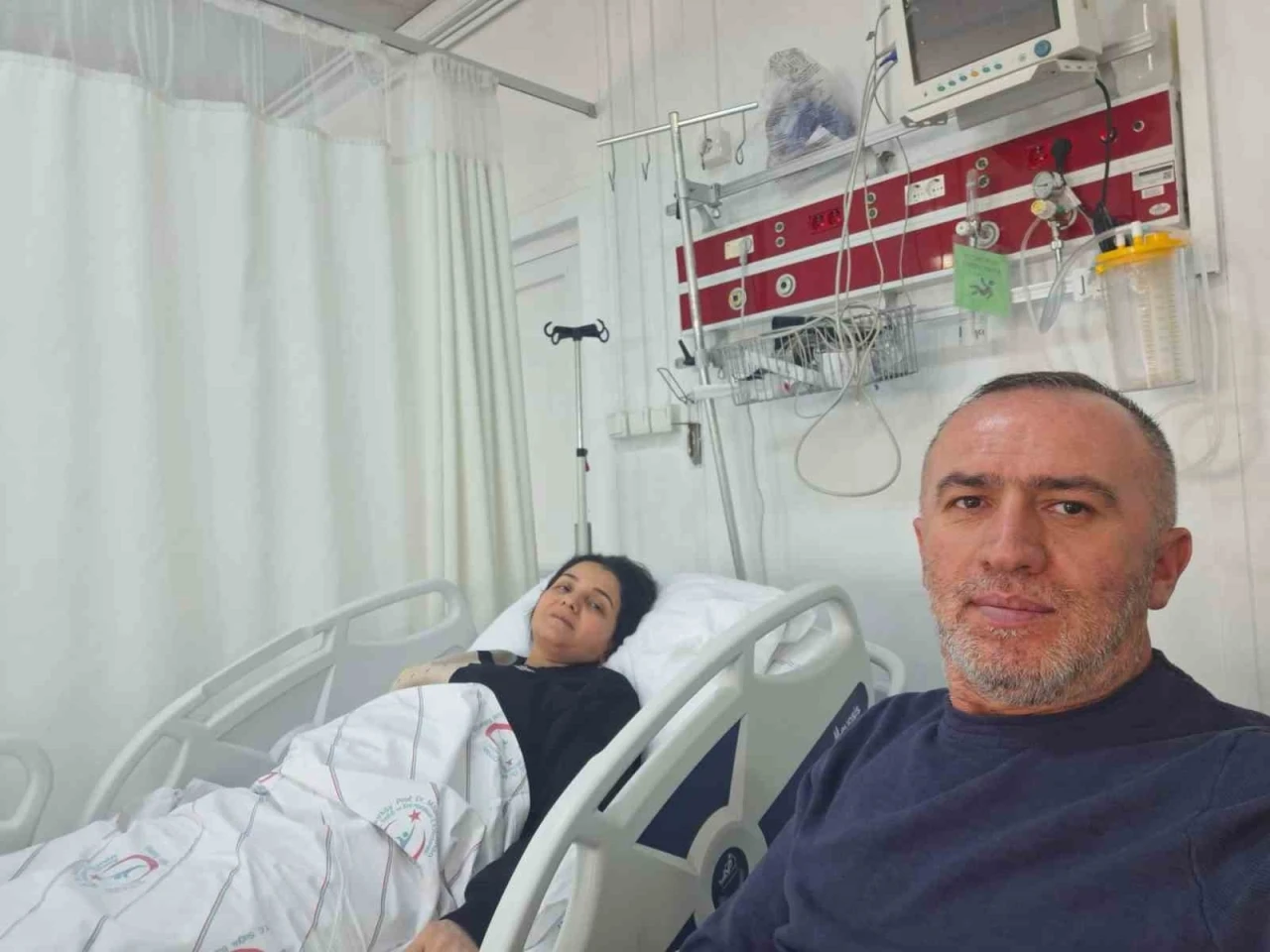 &Ouml;l&uuml;m&uuml;n kıyısından d&ouml;nen eşinin m&uuml;cadelesini kitaplaştırdı
