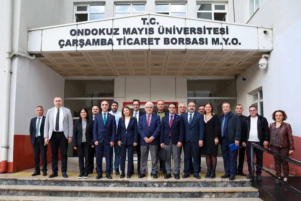 OM&Uuml;&rsquo;n&uuml;n iki MYO&rsquo;suna MEDEK&rsquo;ten 4 yıllık tam akreditasyon
