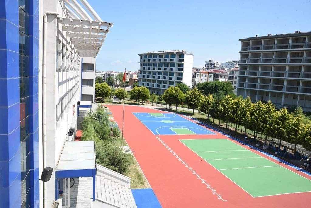 OMÜ Vakfı Koleji’nden geleceğe güvenli spor yatırımı

