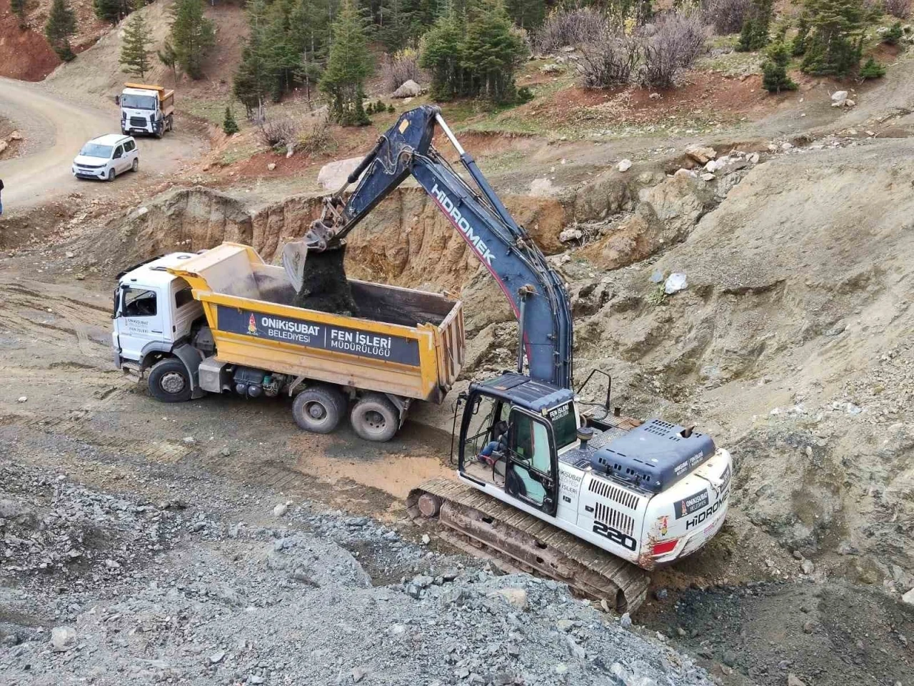 Onikişubat Belediyesinden kırsalda hizmet atağı
